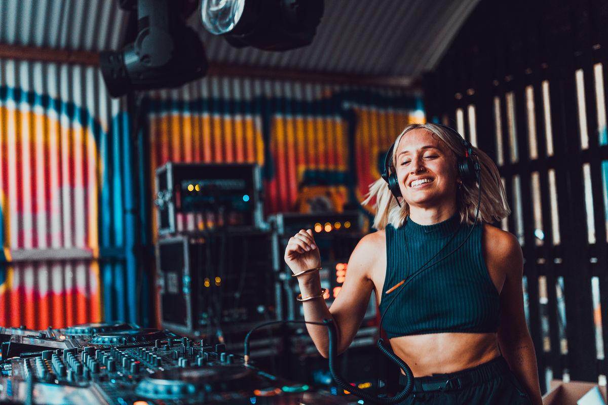 Loading... just a sec